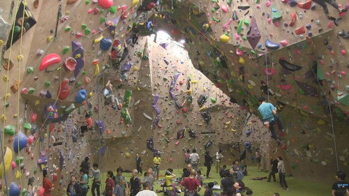 Document 72 Hours Season 10 Episode 22 - Climbing the Walls of Life