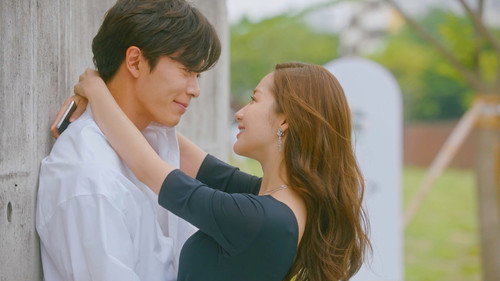 Her Private Life Season 1 Episode 16 - Finale Episode, To New York