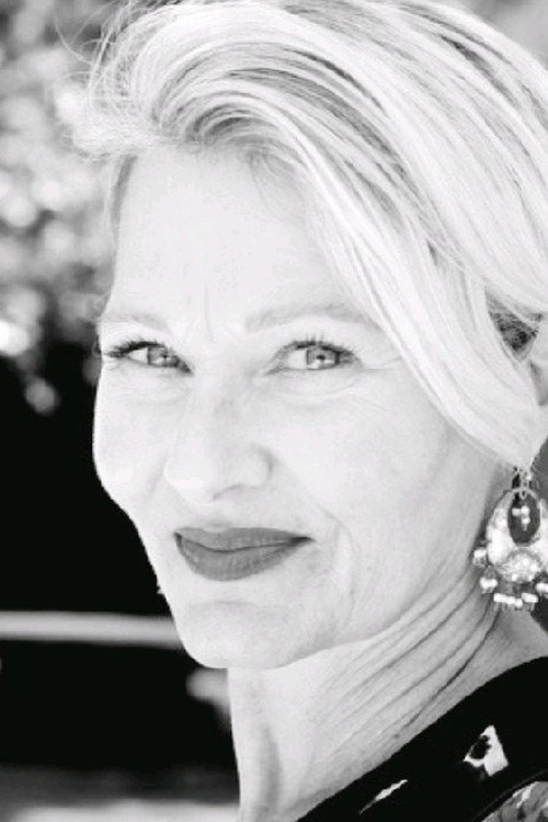 Suzanne Potts