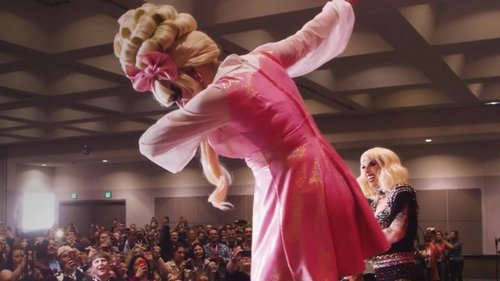 Background image for UNHhhh DragCon LA 2019 Panel