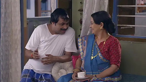 Happu shares his suspicions about Rajesh with Amma-Happu Ki Ultan Paltan