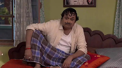 Happu’s scheme to stop his transfer - Happu Ki Ultan Paltan