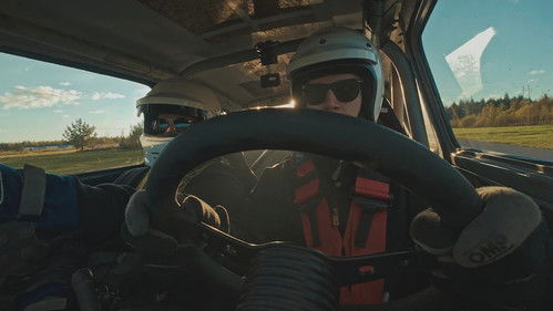 Sanding dust and track premiere