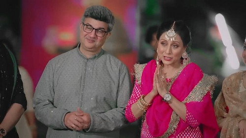 The Ahujas celebrate Lohri
