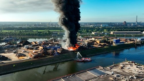 Background image for Major fire in the port of Duisburg