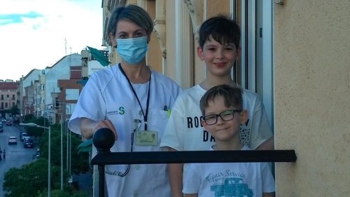 Background image for Spain's Coronavirus Heroes