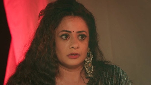 Aish is Trapped By Mannat