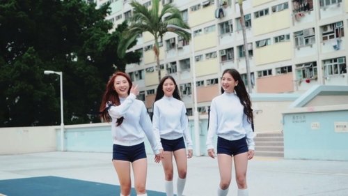 Background image for Episode 96 - LOOΠΔ 1/3 (Love & Live)